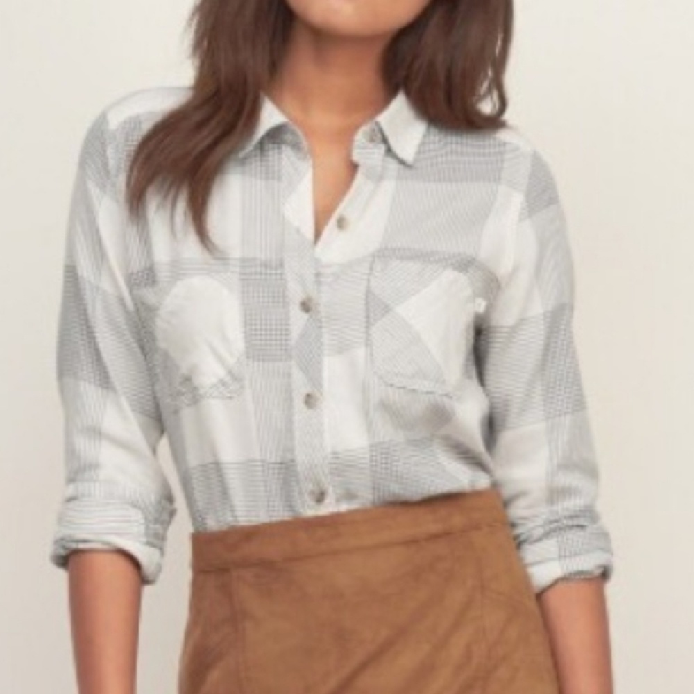 Abercrombie & Fitch plaid button up